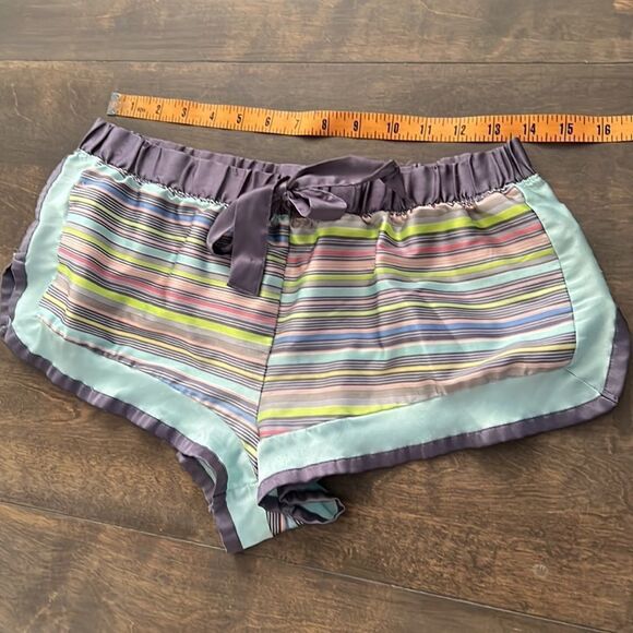 Victorias Secret vintage second skin feel Striped Sz-Med - Picture 10 of 10